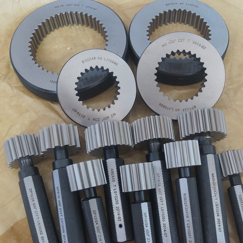 Spline plug zabalera
