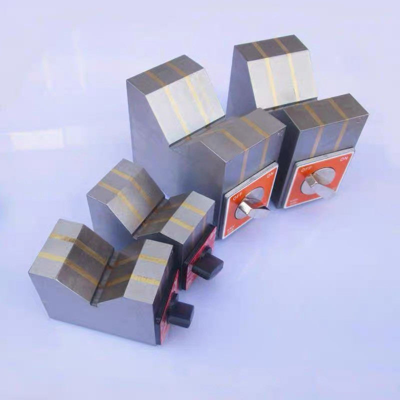 V Magnetic V blokea