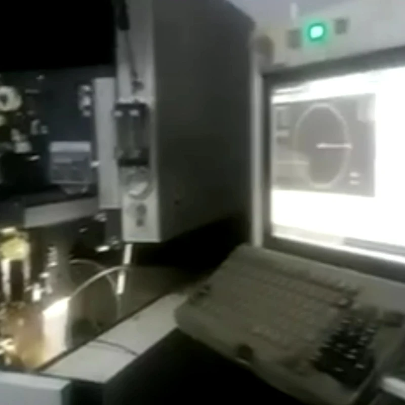 Plug zabalera eraztunen zabalera mekanizatzeko bideoa