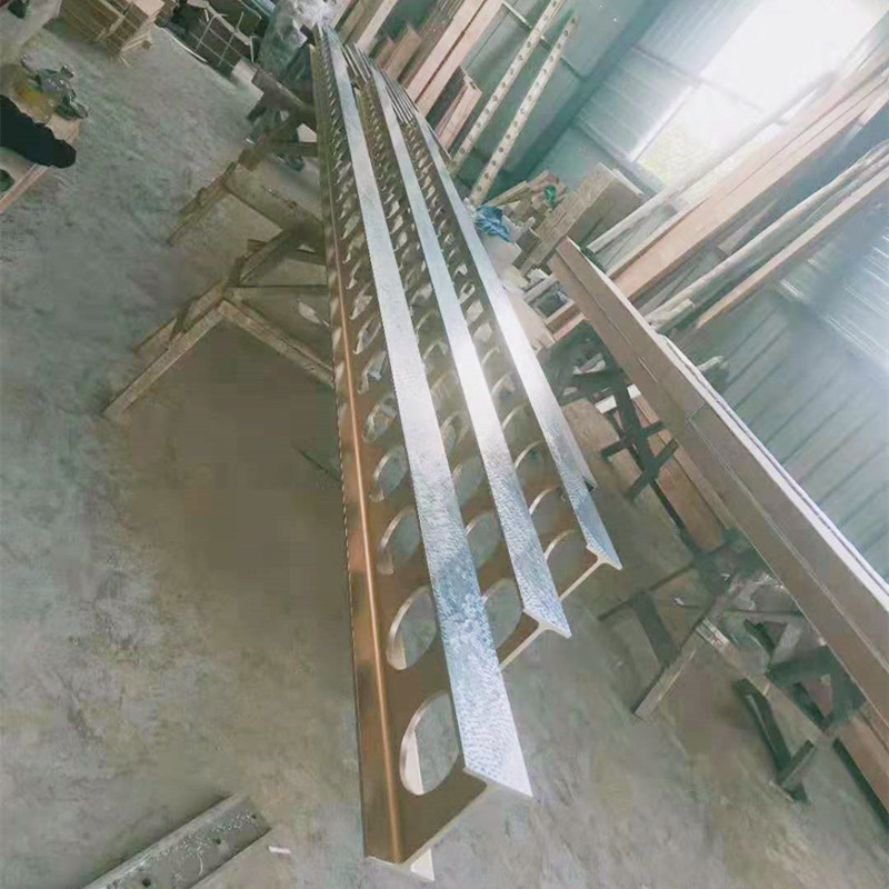 Irakurri gehiago aluminiozko agintariei buruz